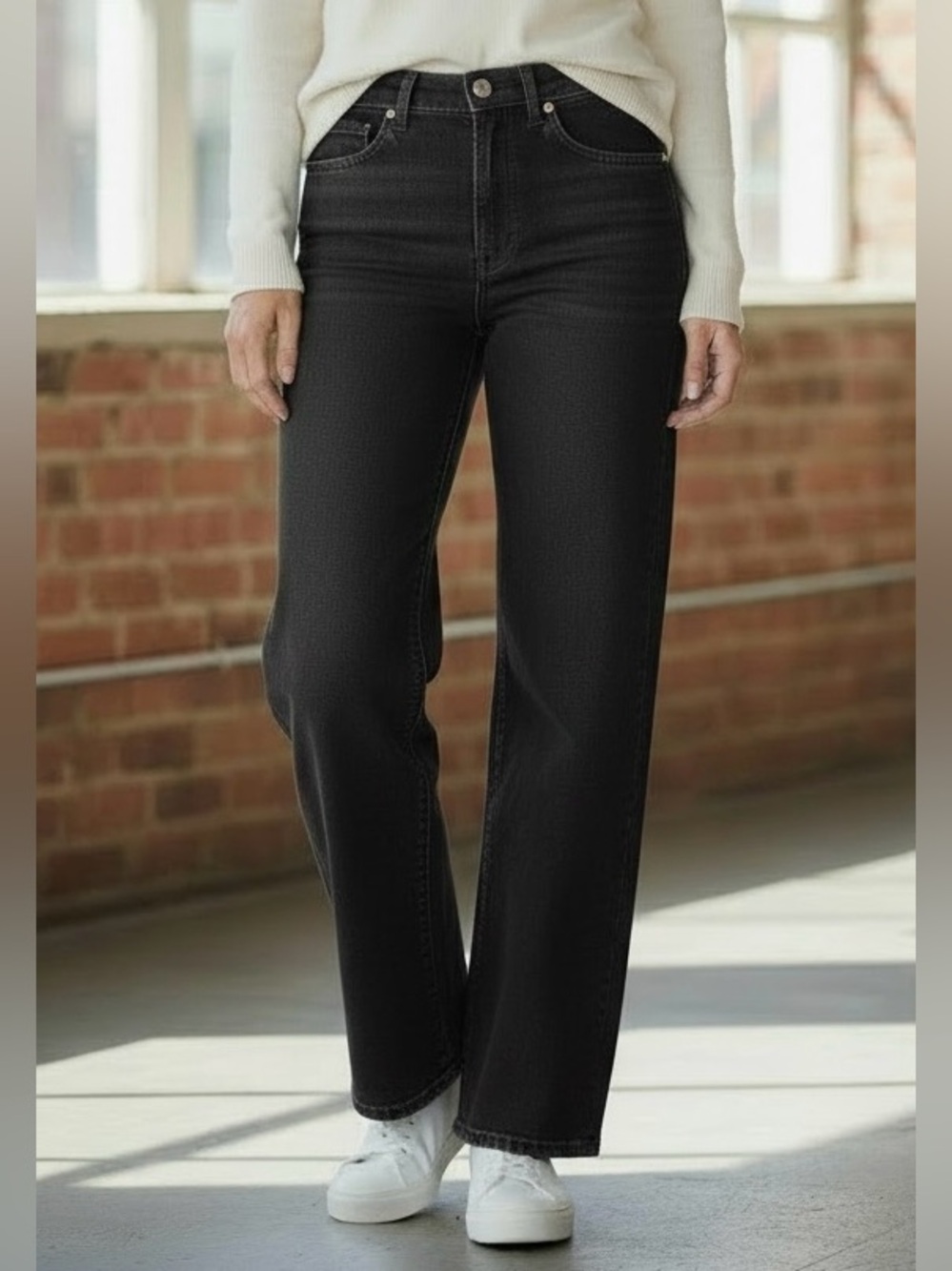 Topshop Black Washed Wide Leg Jeans High Rise Button Fly W28